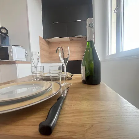 Neufchatel Cosy Calme Proche Centre * Reims