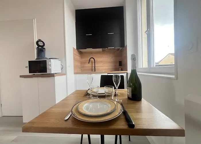 Neufchatel Cosy Calme Proche Centre Apartment Reims