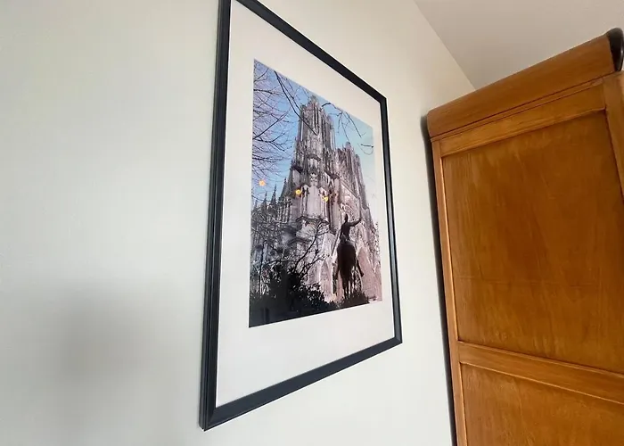 Apartment Neufchatel Cosy Calme Proche Centre Reims