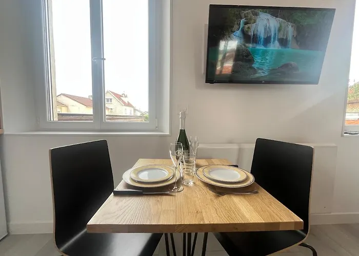 Apartment Neufchatel Cosy Calme Proche Centre